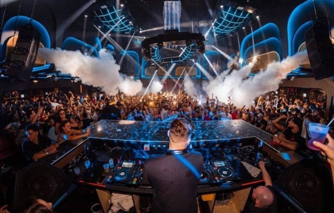 unlimited-party-nightclub-package-restaurant-lounge-miami-beach