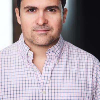 COMEDIAN / ACTOR DANNY VEGA at BRUZZI - YOUNG LOCATION Tickets, BRUZZI ...