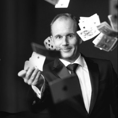 An Hour of Astonishment - Magic Show, Ubi Road 1, Theatre of Wonder ...