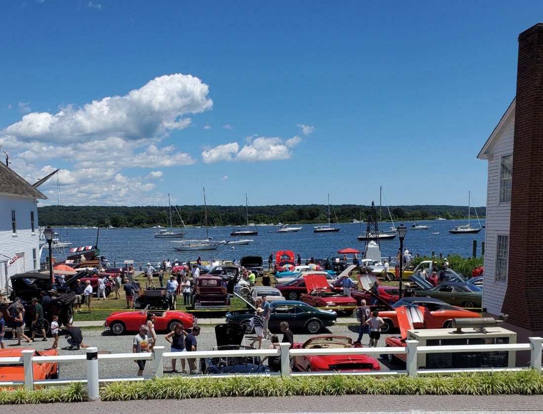 Essex Auto Club Annual July 4th Car Show, Connecticut River Museum