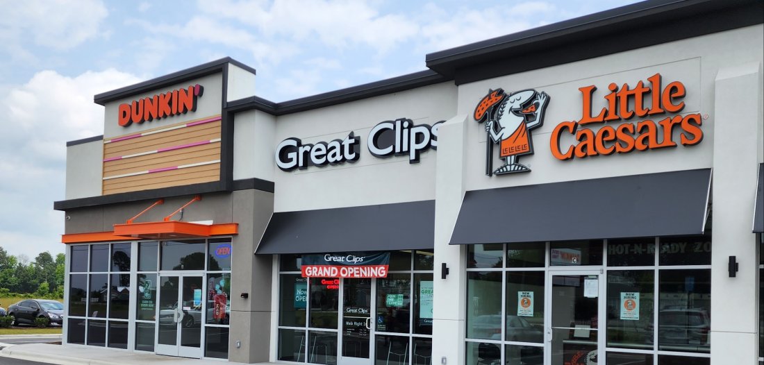 LITTLE CAESARS CELEBRATES GRAND OPENING IN MOYOCK, NORTH CAROLINA WITH