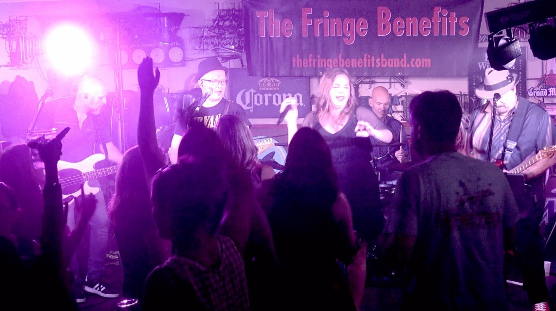 The Fringe Benefits at Wings and Ale Lexington, Wings and Ale of Lexington,  August 18 2023 | AllEvents.in