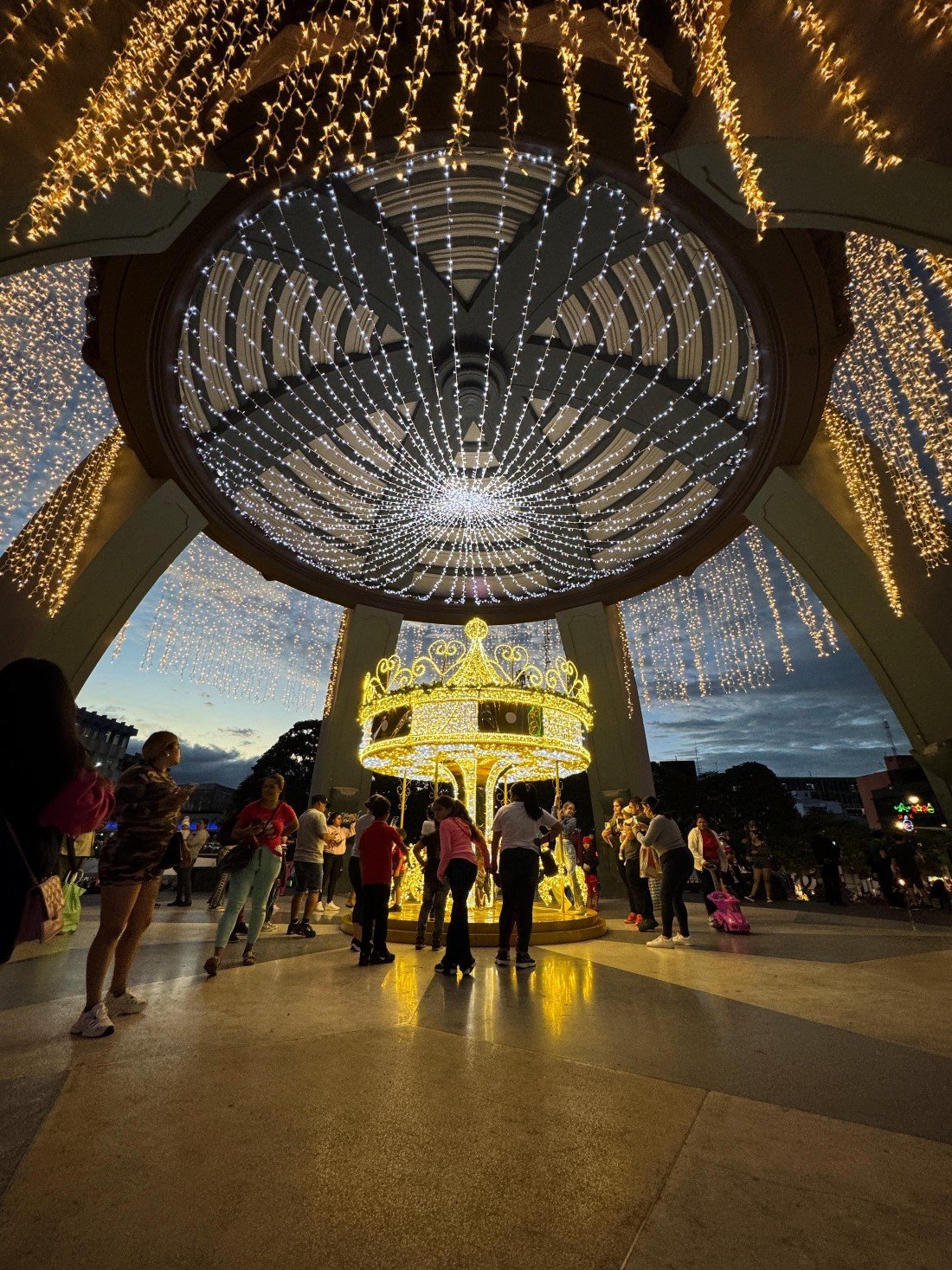 Safari Nocturno: Navidad, Luces e Historias del Centro Histórico de San José, 5 December | Event in San Jose