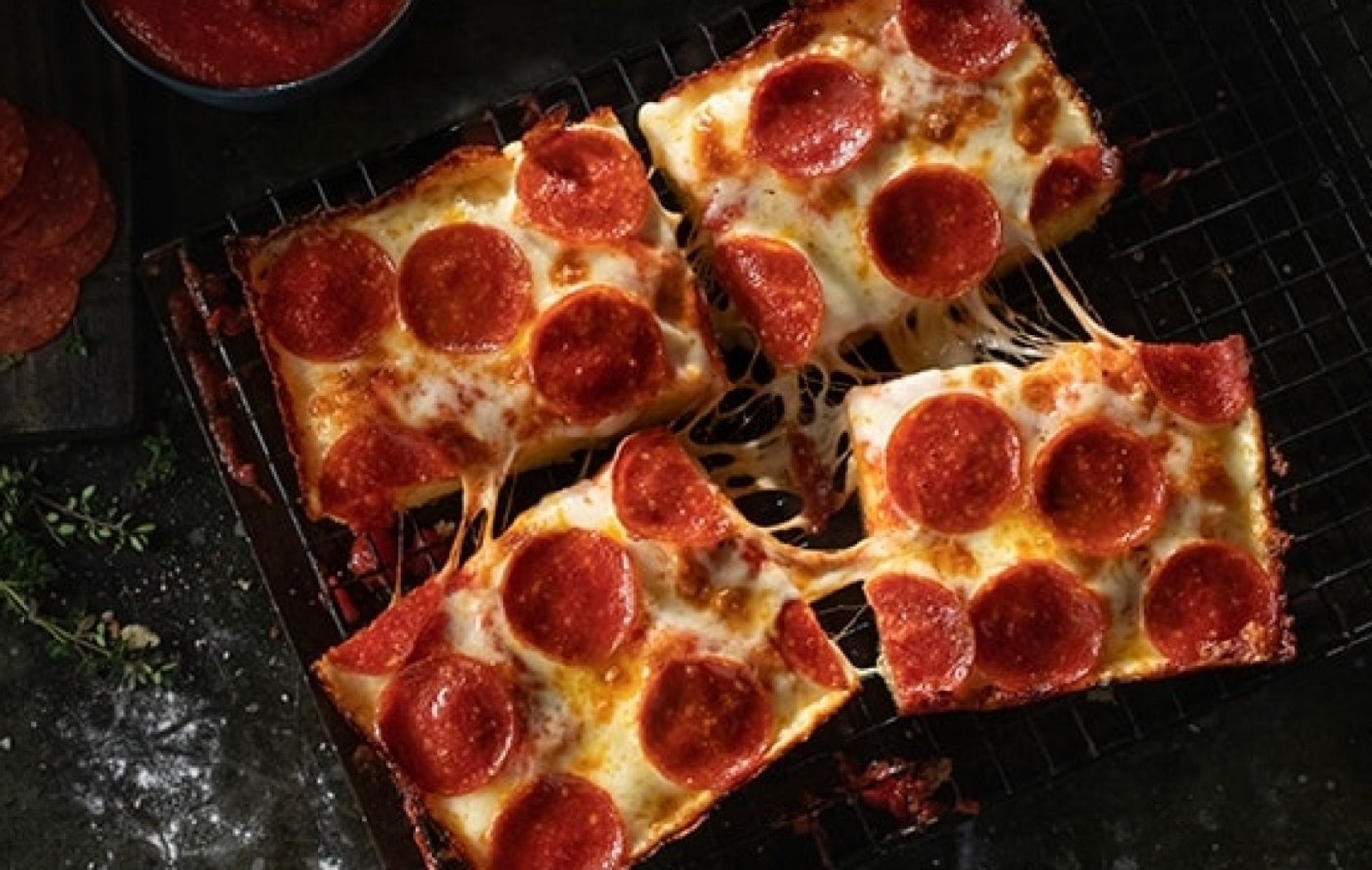 Back-to-School Perk: Free 4-Corner Pizza on Mondays at Jets Pizza | Event in Harwood Heights | AllEvents