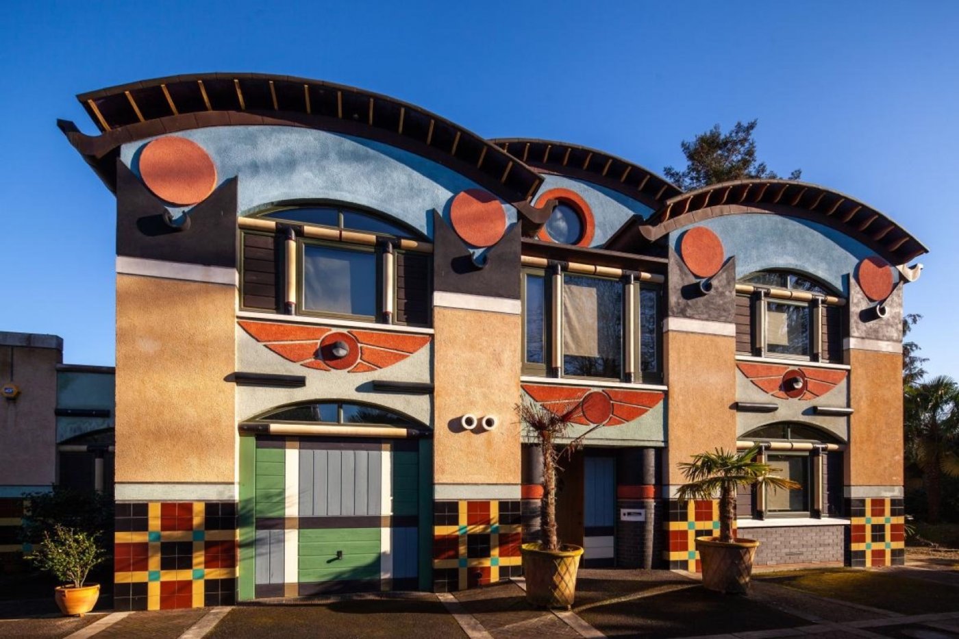 From Modernism to Postmodernism: Art Deco revival and the evolution of architectural style , 18 September