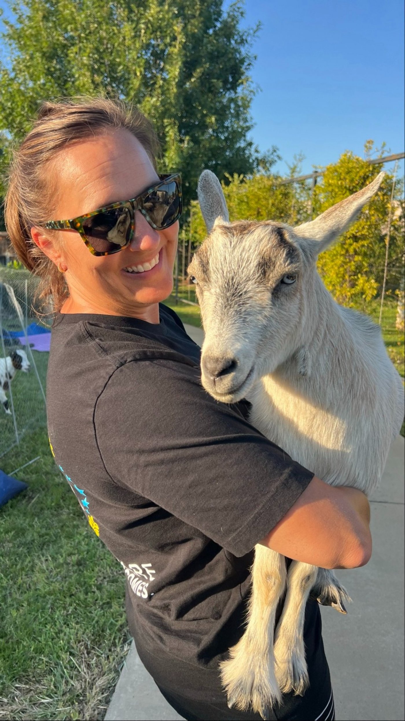 Cuddle with Goats and Puppies and Ducks on the Farm in Rockwall, 29 November | Event in Rockwall | AllEvents
