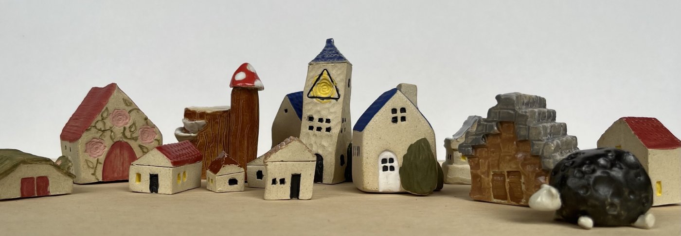 Tiny House Village - ceramic art workshop led by Satrell Studio, 13 December | Event in Kenmore | AllEvents