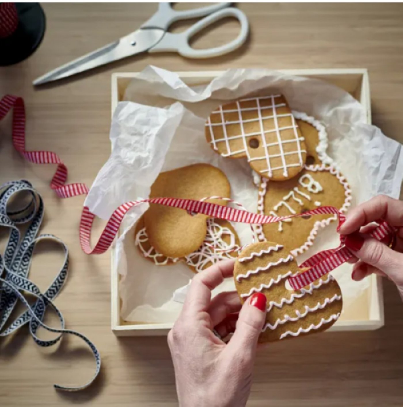 Holiday Happenings: Cookie Decorating, 23 December | Event in Beckett Ridge | AllEvents