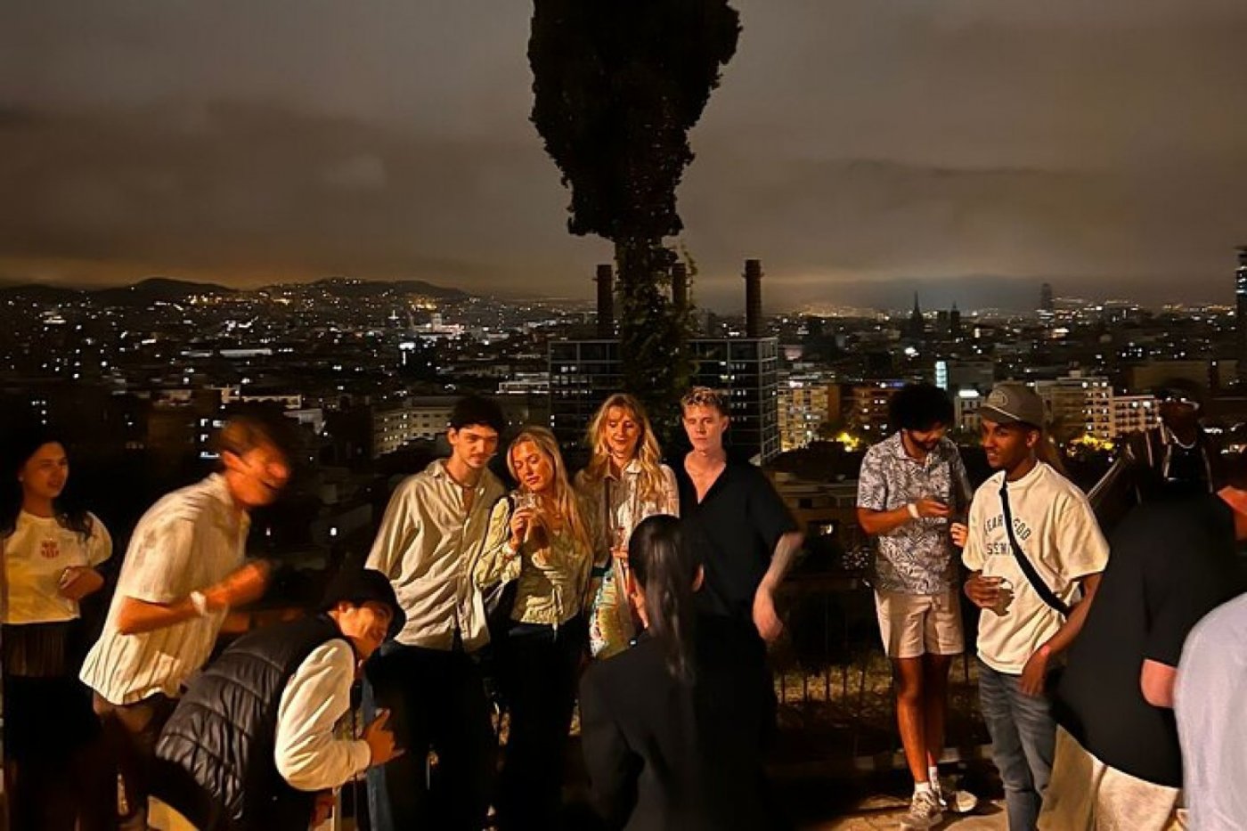 Barcelona Party Bus &amp; After VIP club entry