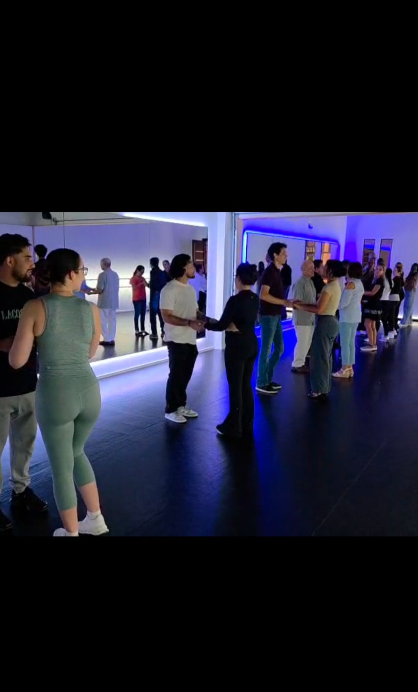 Salsa Group Class Naples With Brian Oakes
