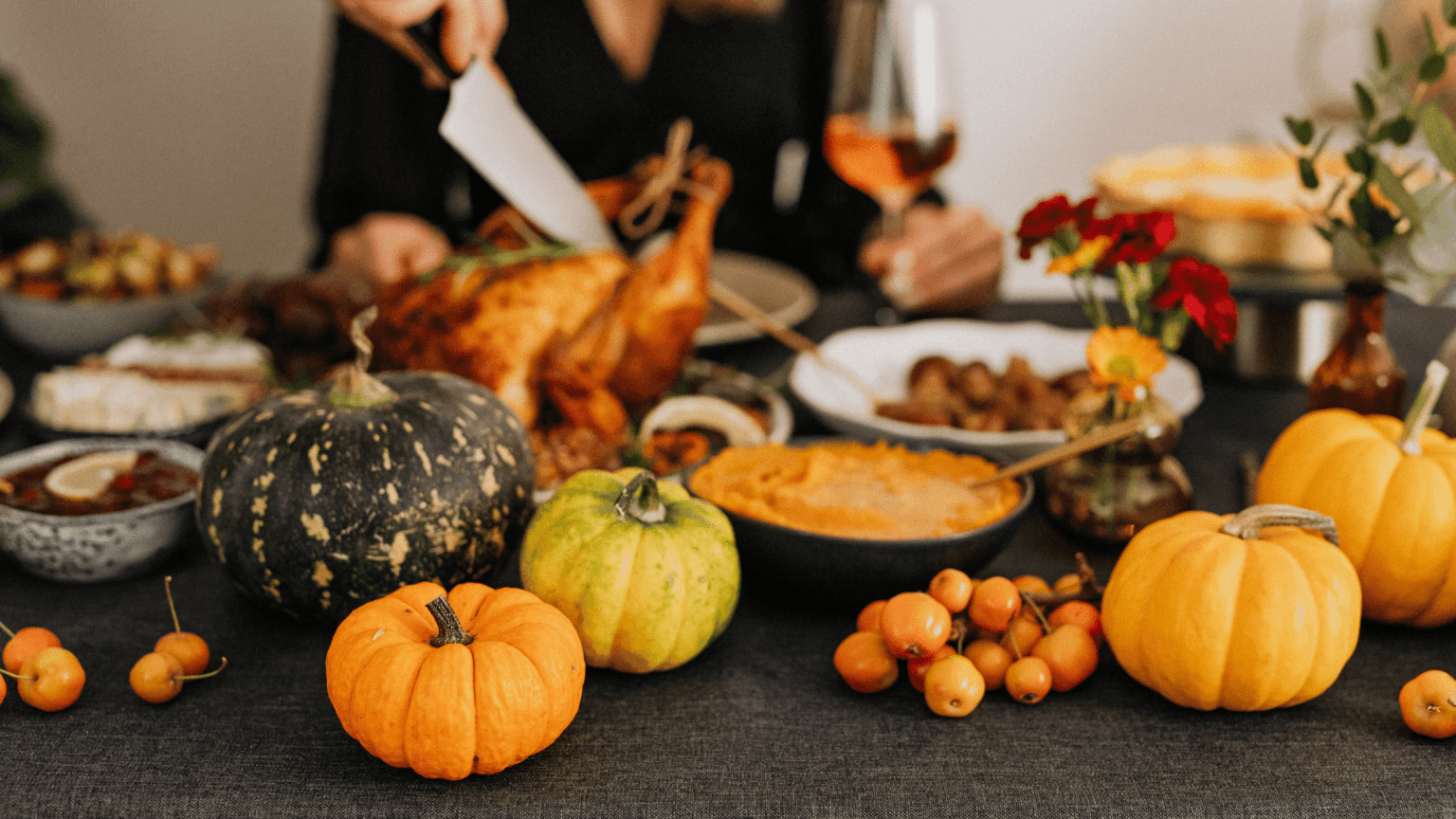 Midwestern Warmth: Active Holiday Fun and Festive Markets